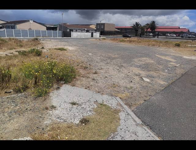 1,436M² VACANT LAND FOR SALE IN EASTRIDGE